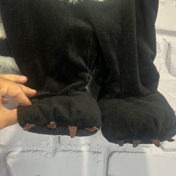 Adorable Costume for Kids Size 6-12 M - Picture 3 of 7